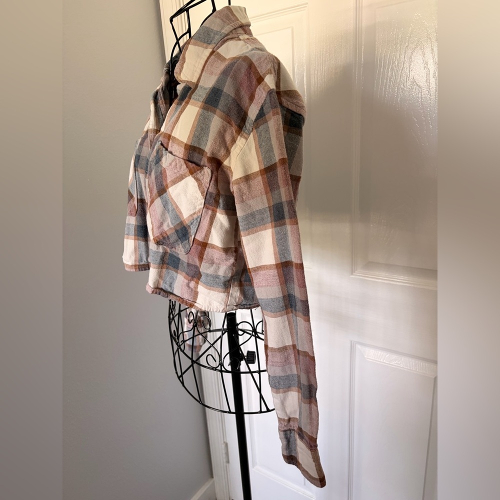 RSQ Plaid Button-Up Shirt in Cream, Rust & Gray Tones - Picture 3 of 6